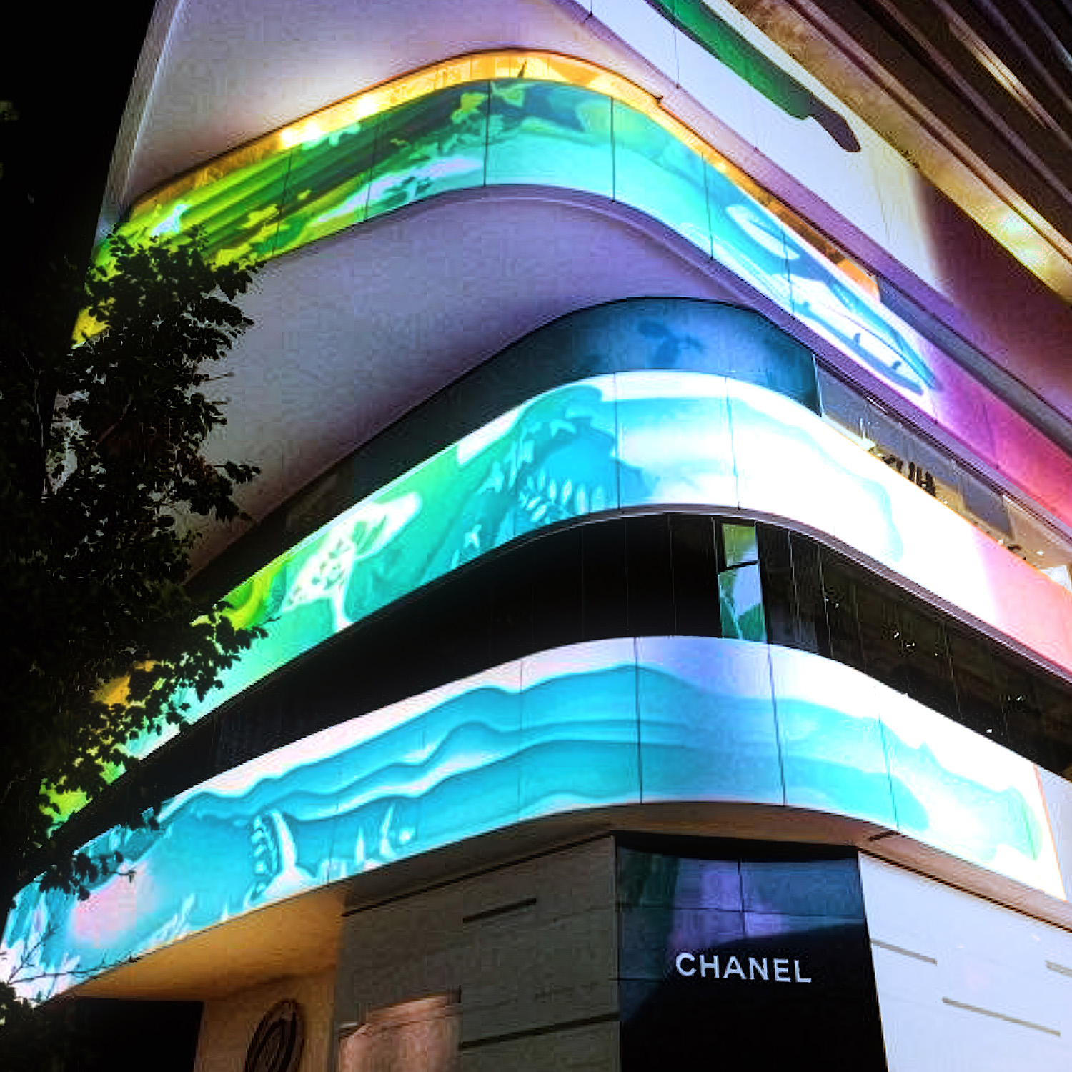Fachada con paneles curvos de LED en una tienda